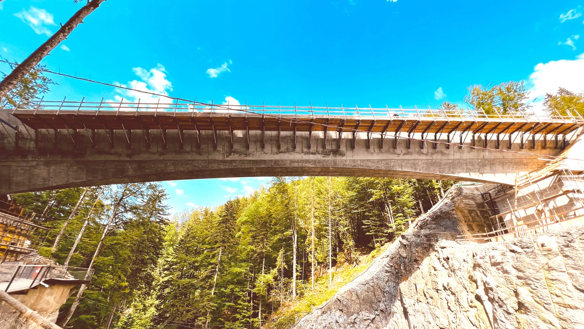 Rappenlochbrücke in Dornbirn von der Seite