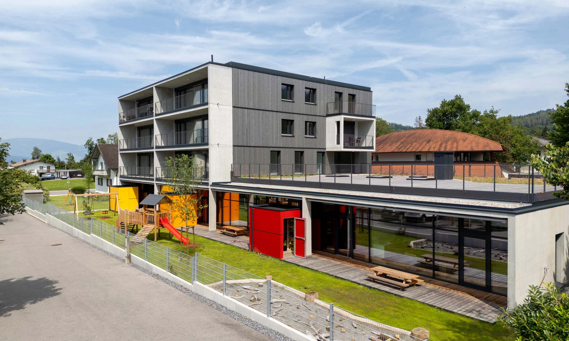 Außenansicht einer neuen Wohnanlage von Wilhelm+Mayer in Weiler.