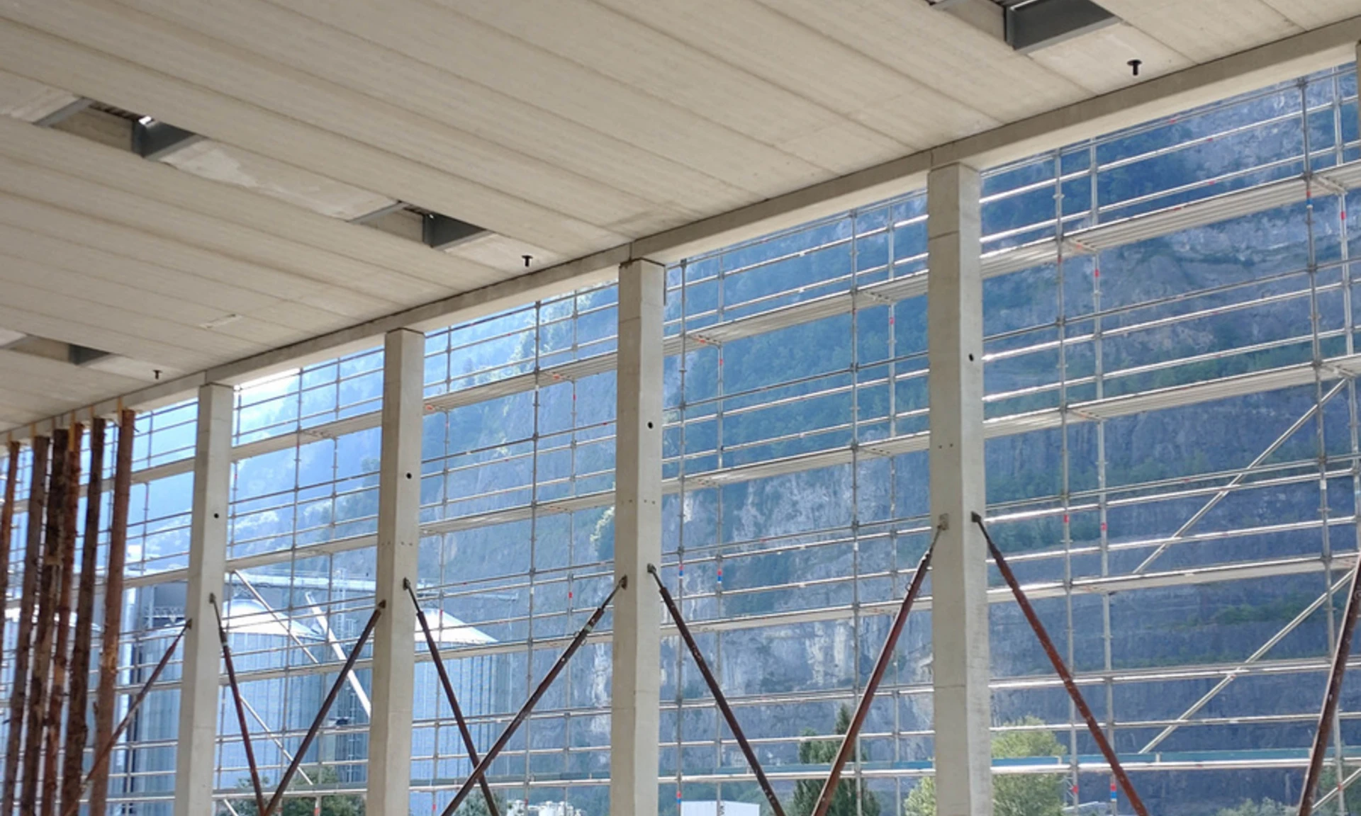 Innenaufnahme der Hochbaustelle Betriebserweiterung Fahrzeugbau Wohlgenannt Dornbirn.