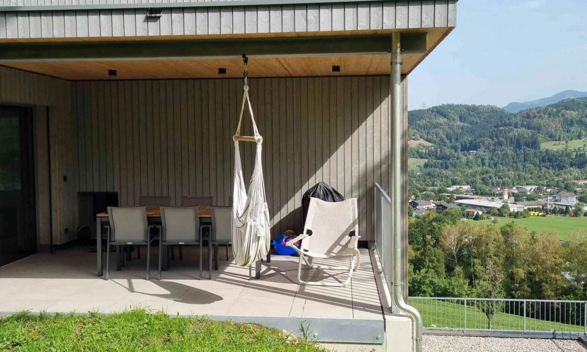 Einfamilienhaus in Frastanz nach dessen Umbau und Sanierung durch Wilhelm+Mayer Bau.
