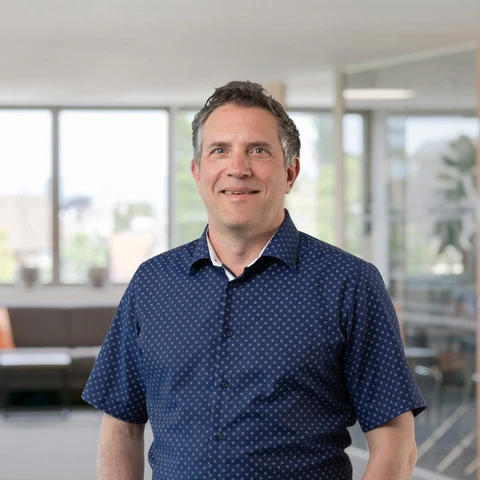 Porträt von Adrian Bösch